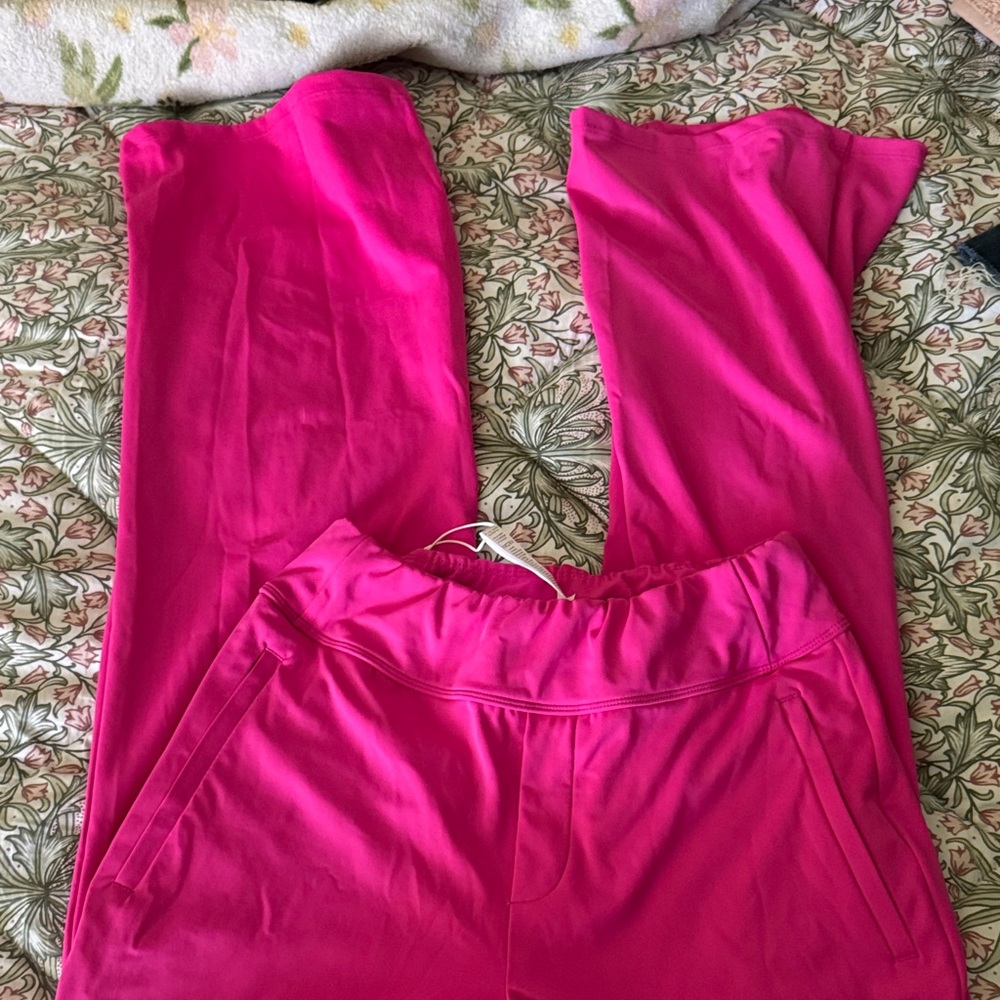 HALARA Hot Pink Active Shorts with Brand Tag